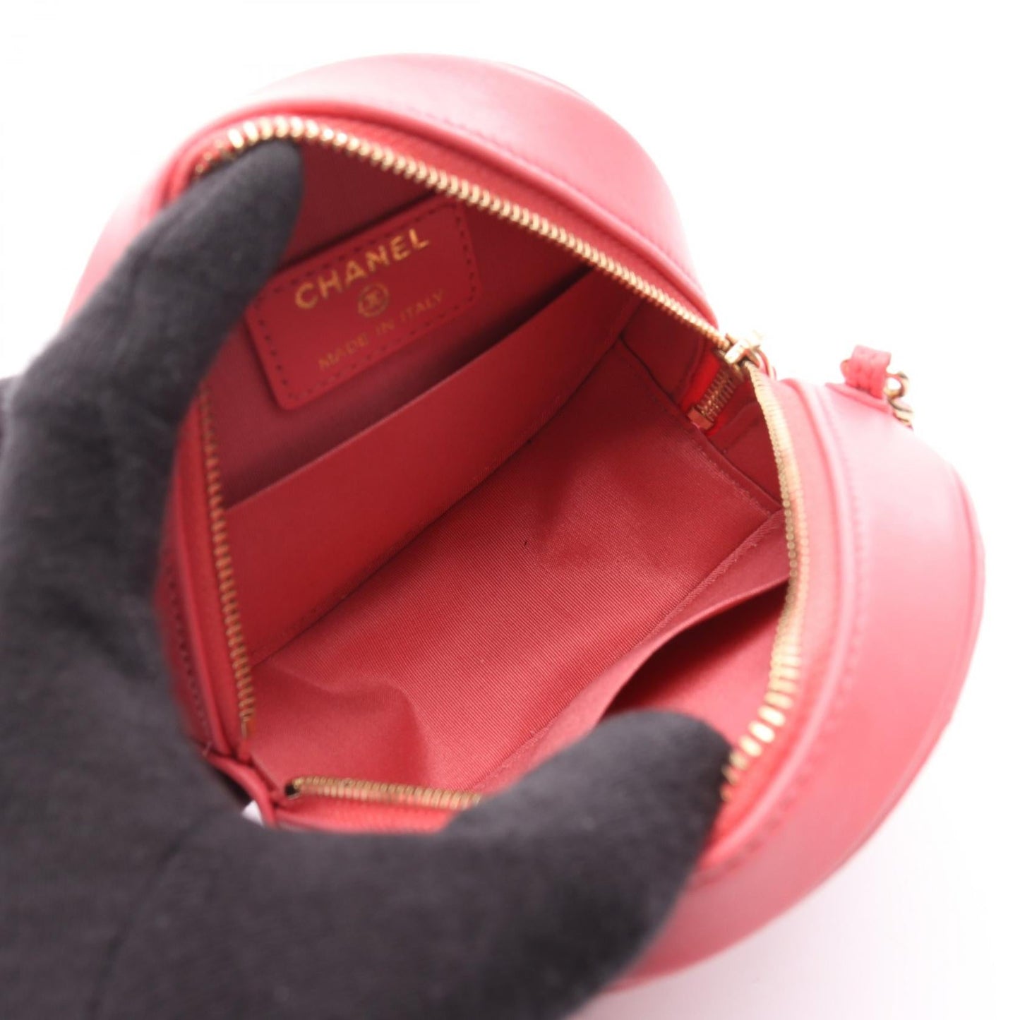 Chanel Matelassé Lambskin Shoulder Bag - Rovelle Bags