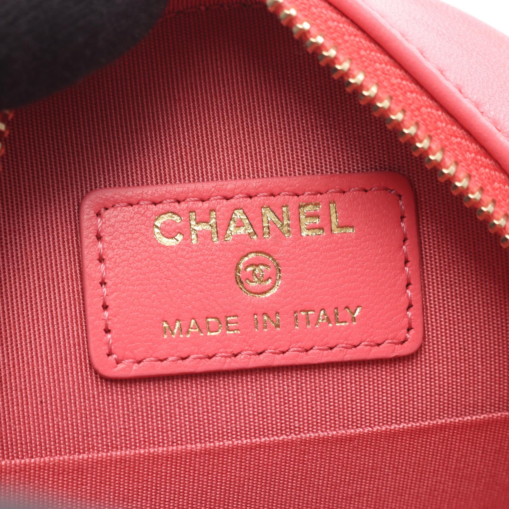 Chanel Matelassé Lambskin Shoulder Bag - Rovelle Bags