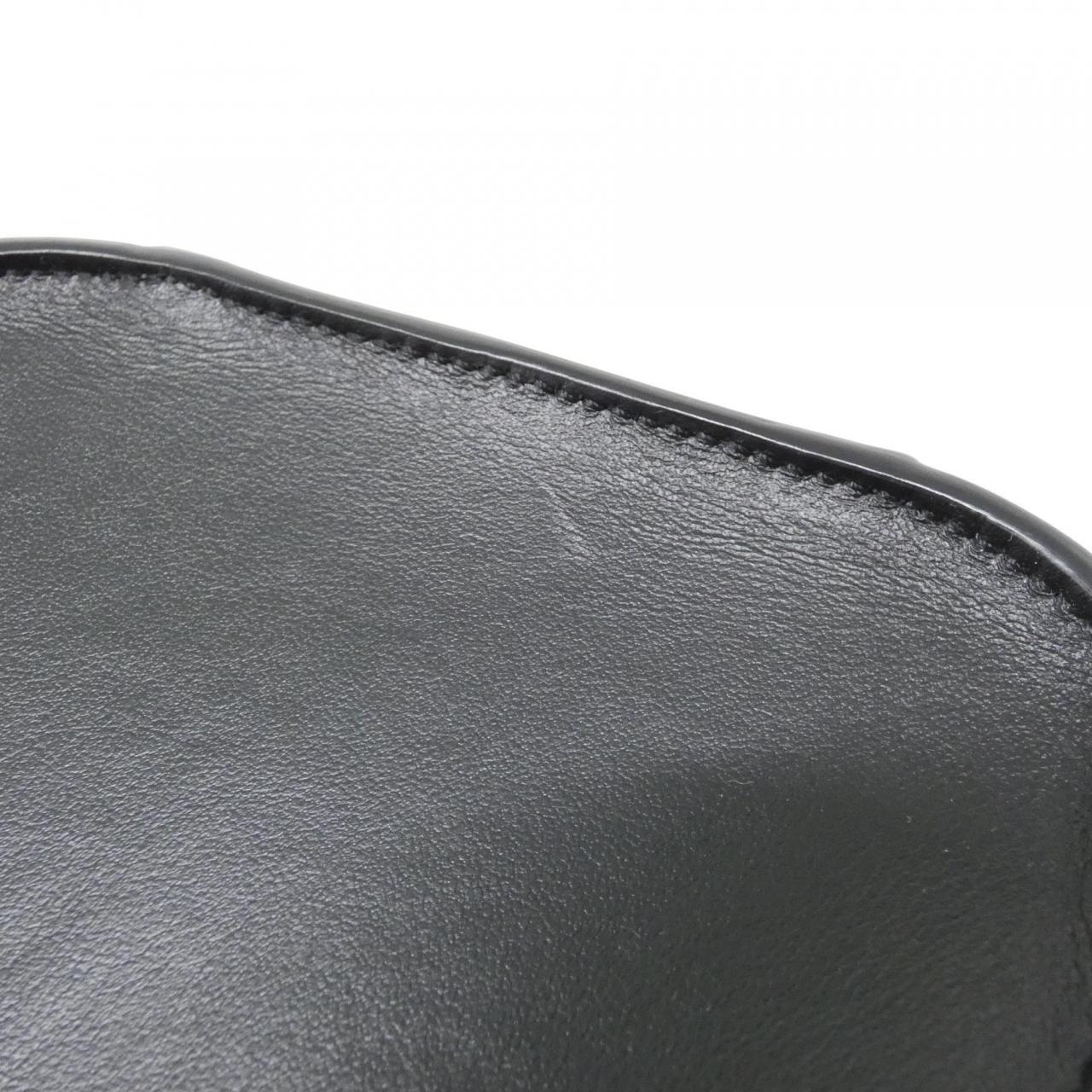 Saint Laurent Monogram Handbag - Rovelle Bags
