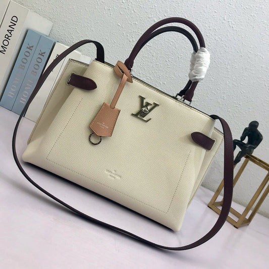 Louis Vuitton Luxury Bags 2048