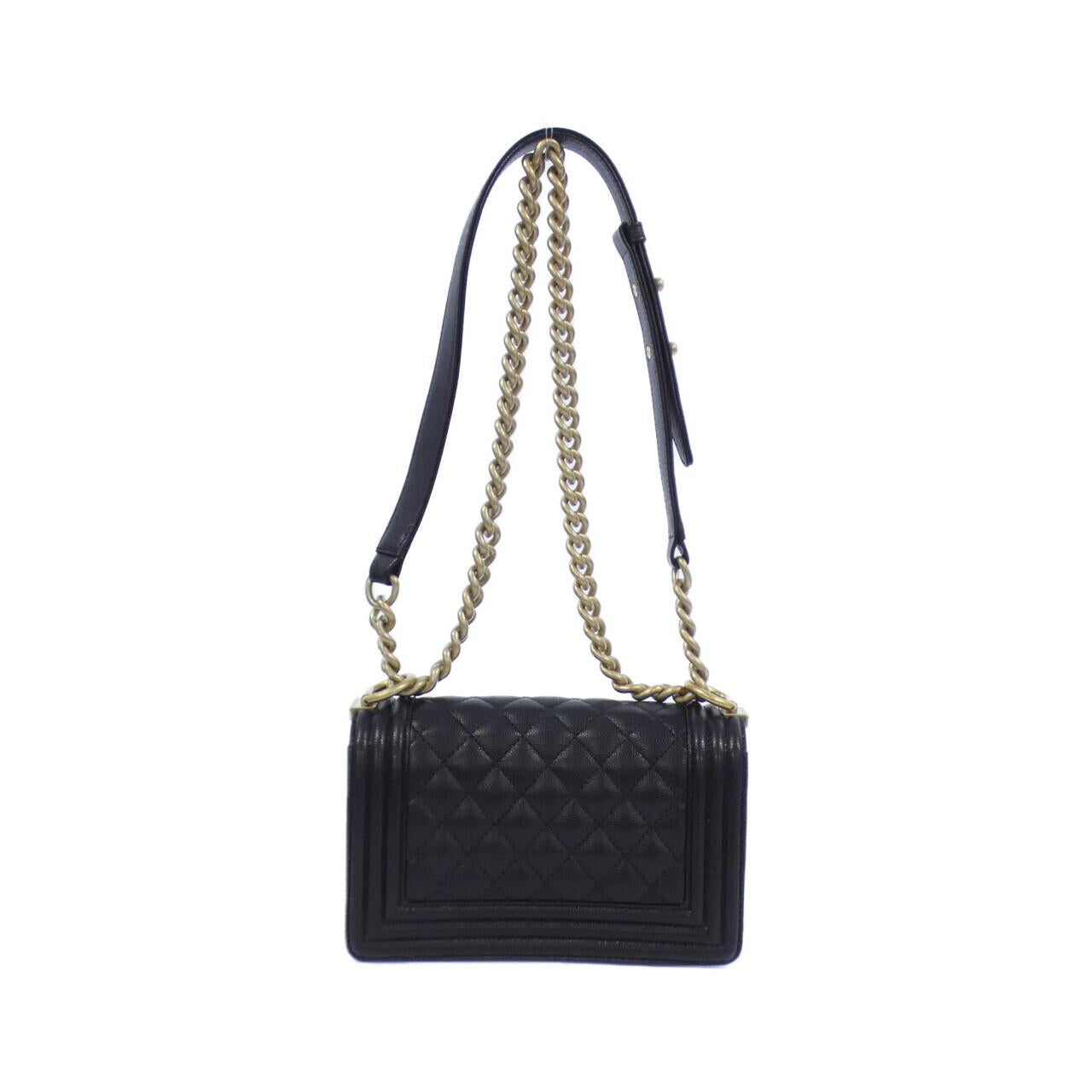 Chanel Boy Chanel Caviar Skin Shoulder Bag