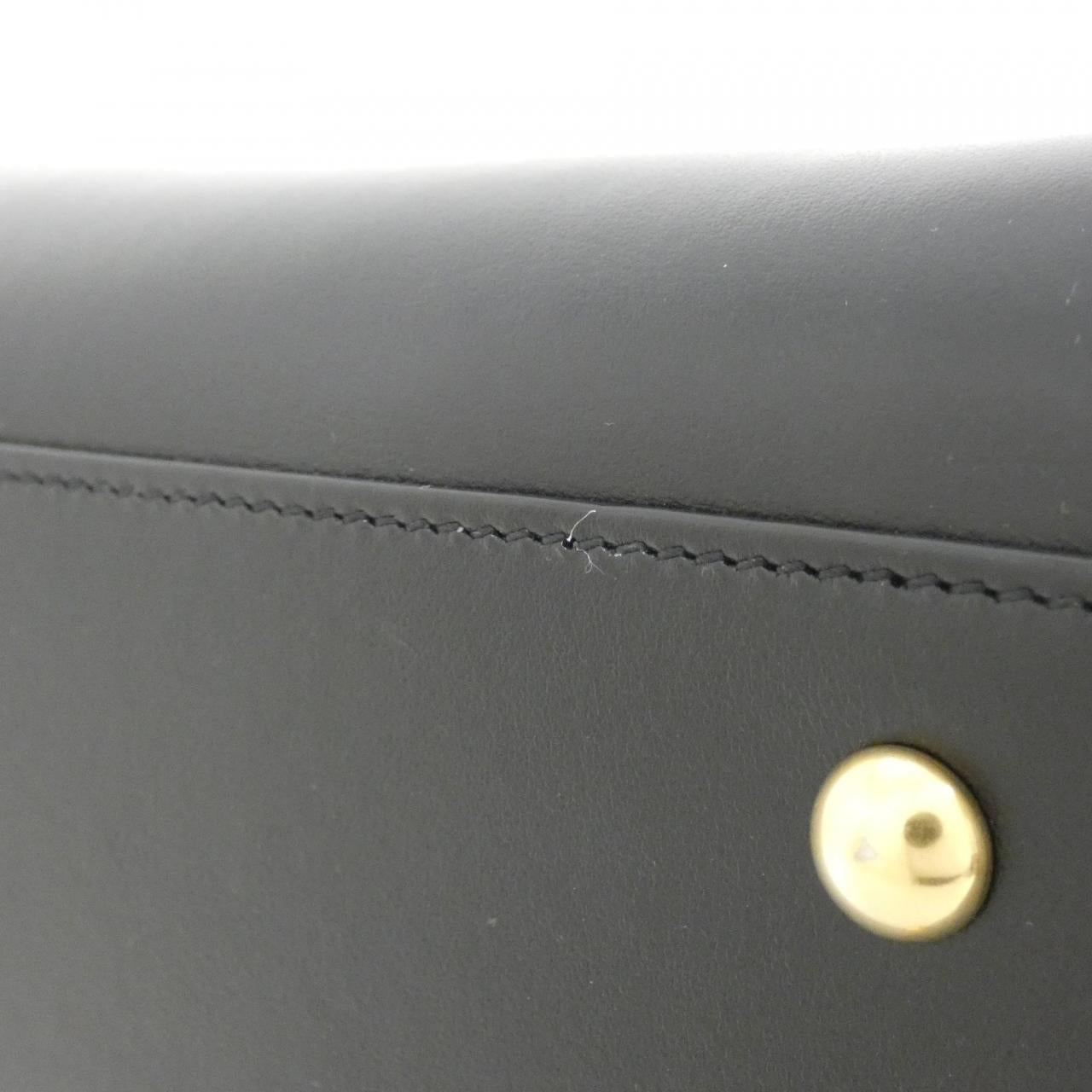 Saint Laurent Monogram Handbag - Rovelle Bags
