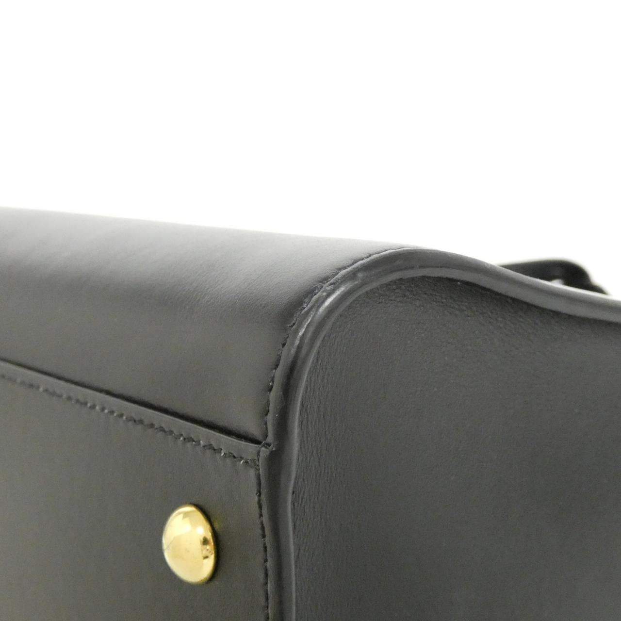 Saint Laurent Monogram Handbag - Rovelle Bags