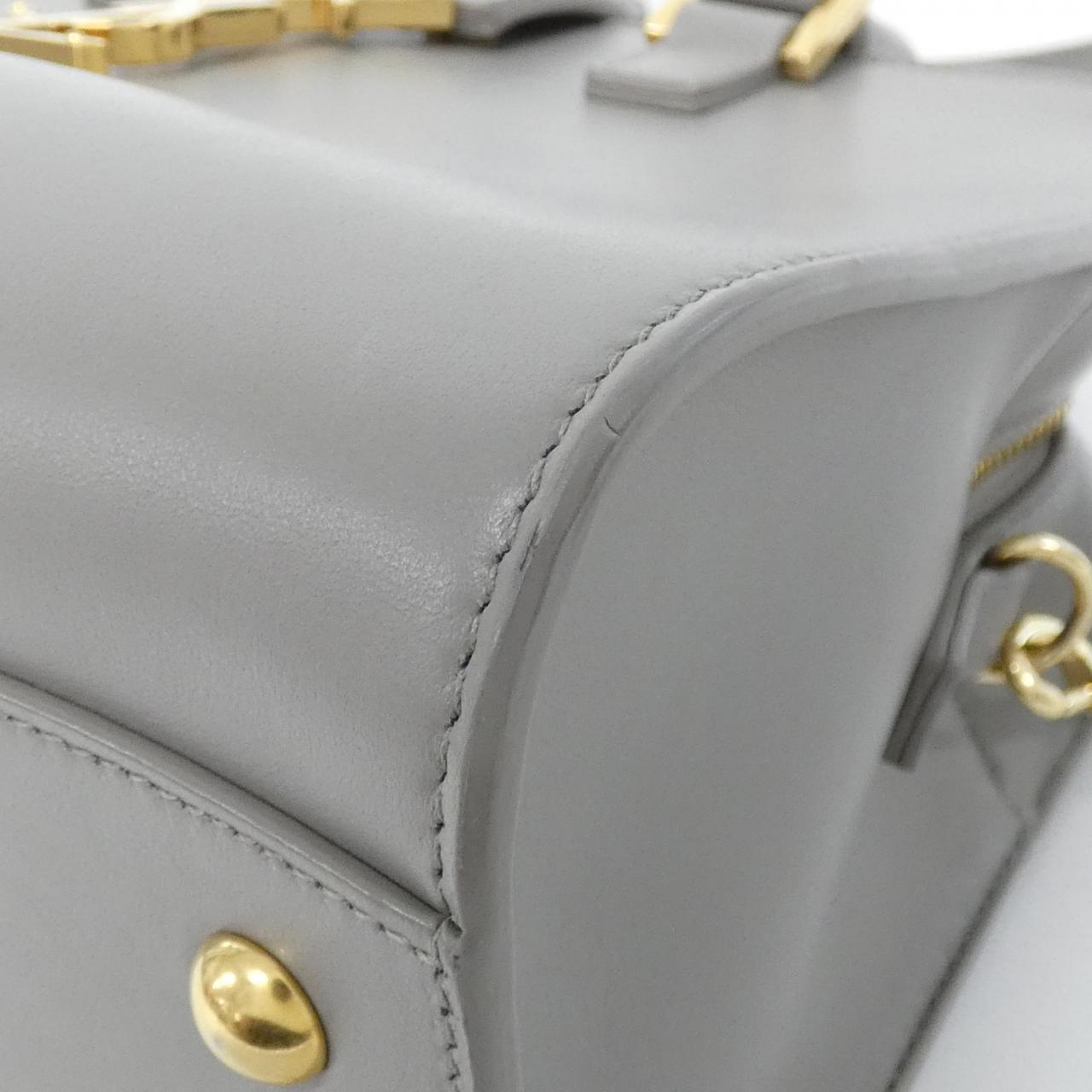 Saint Laurent Monogram Handbag - Rovelle Bags