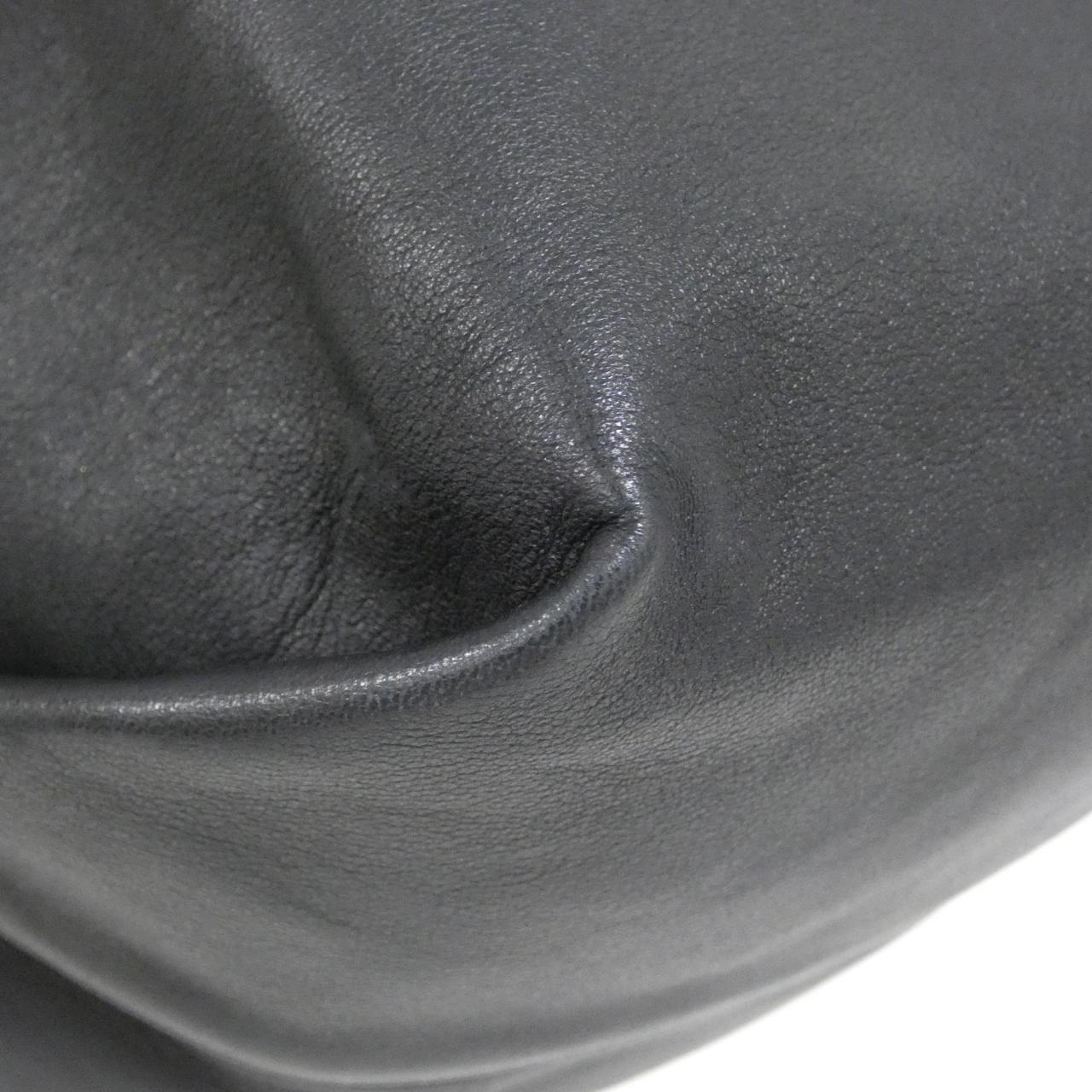 Saint Laurent Shoulder Bag - Rovelle Bags