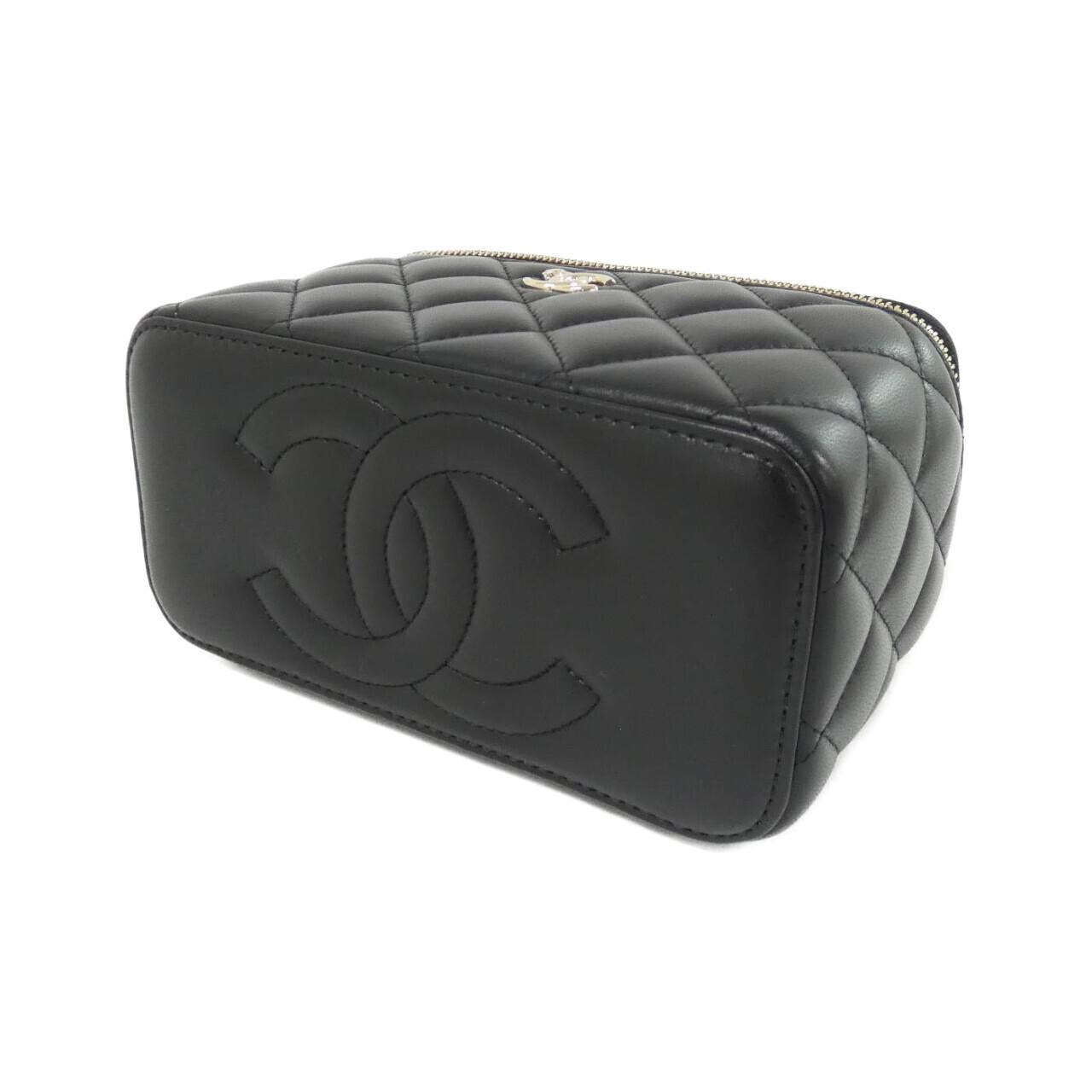 Chanel Lambskin Shoulder Bag - Rovelle Bags