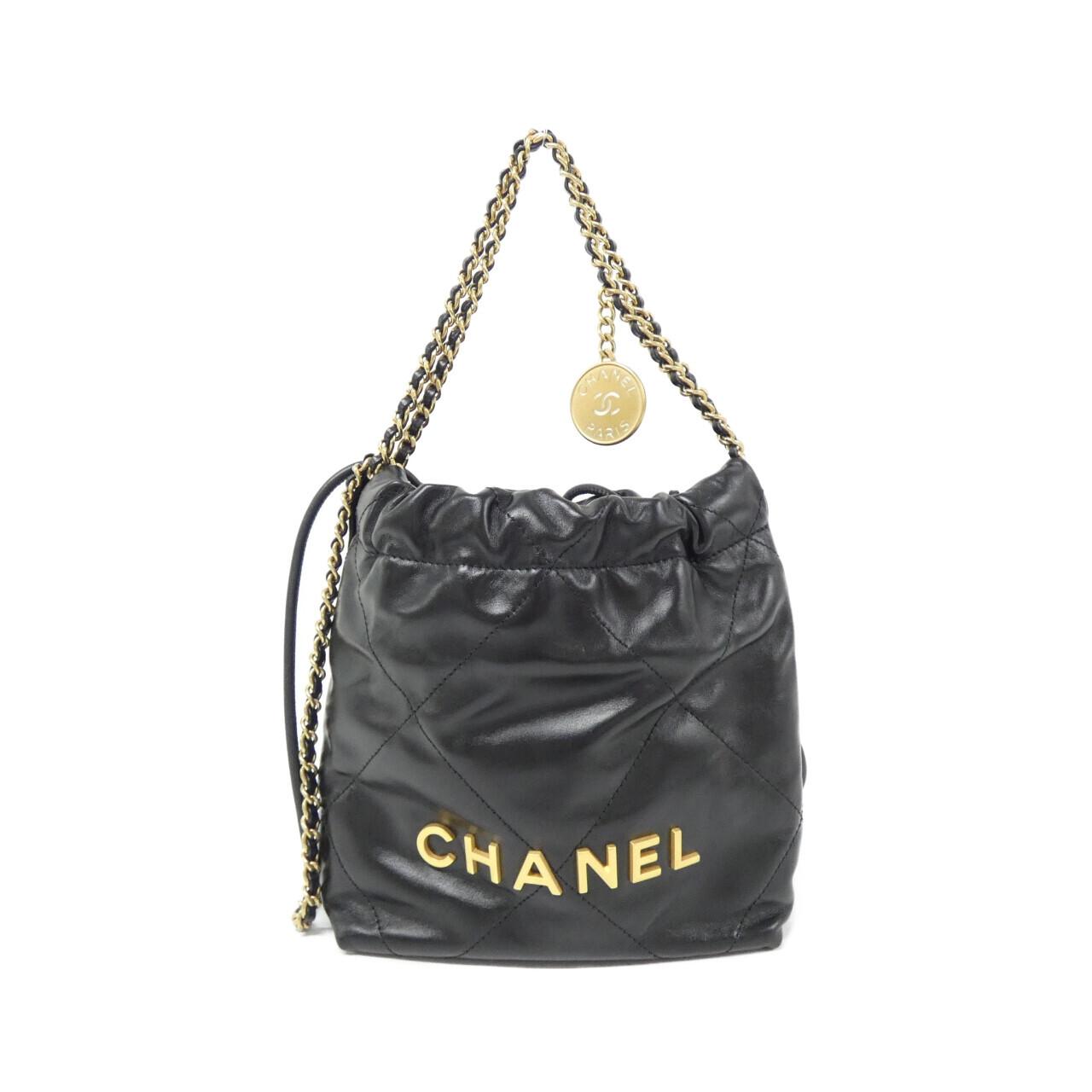 Chanel 22 Calfskin Handbag - Rovelle Bags