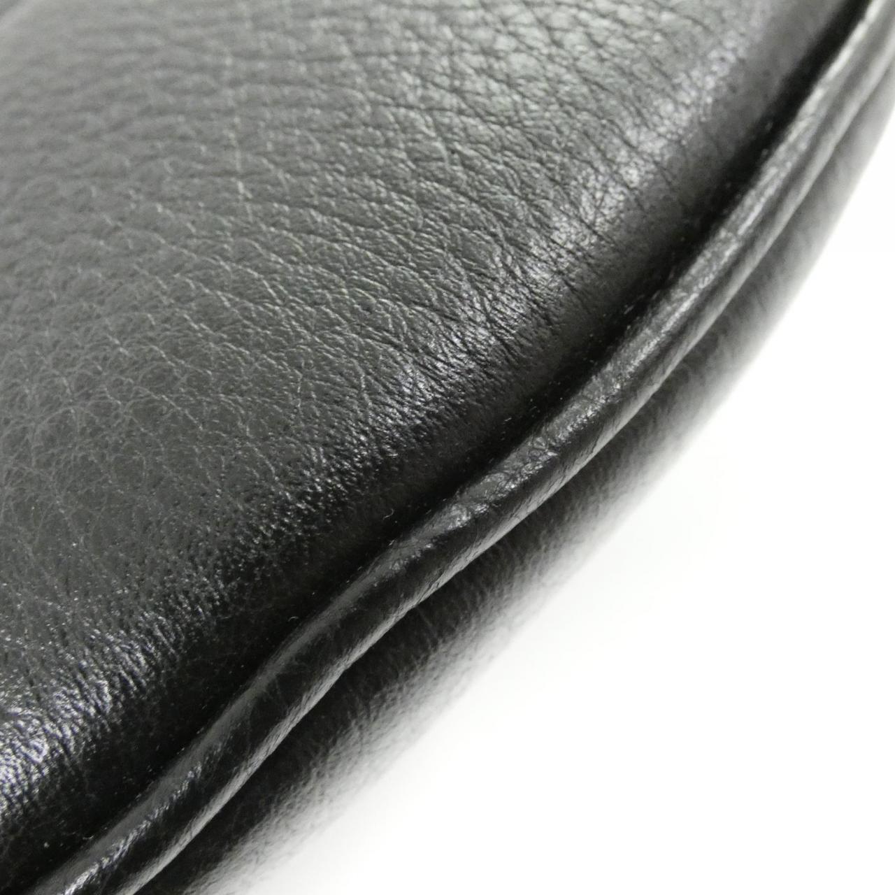 Gucci GUCCI B Leather Shoulder Bag