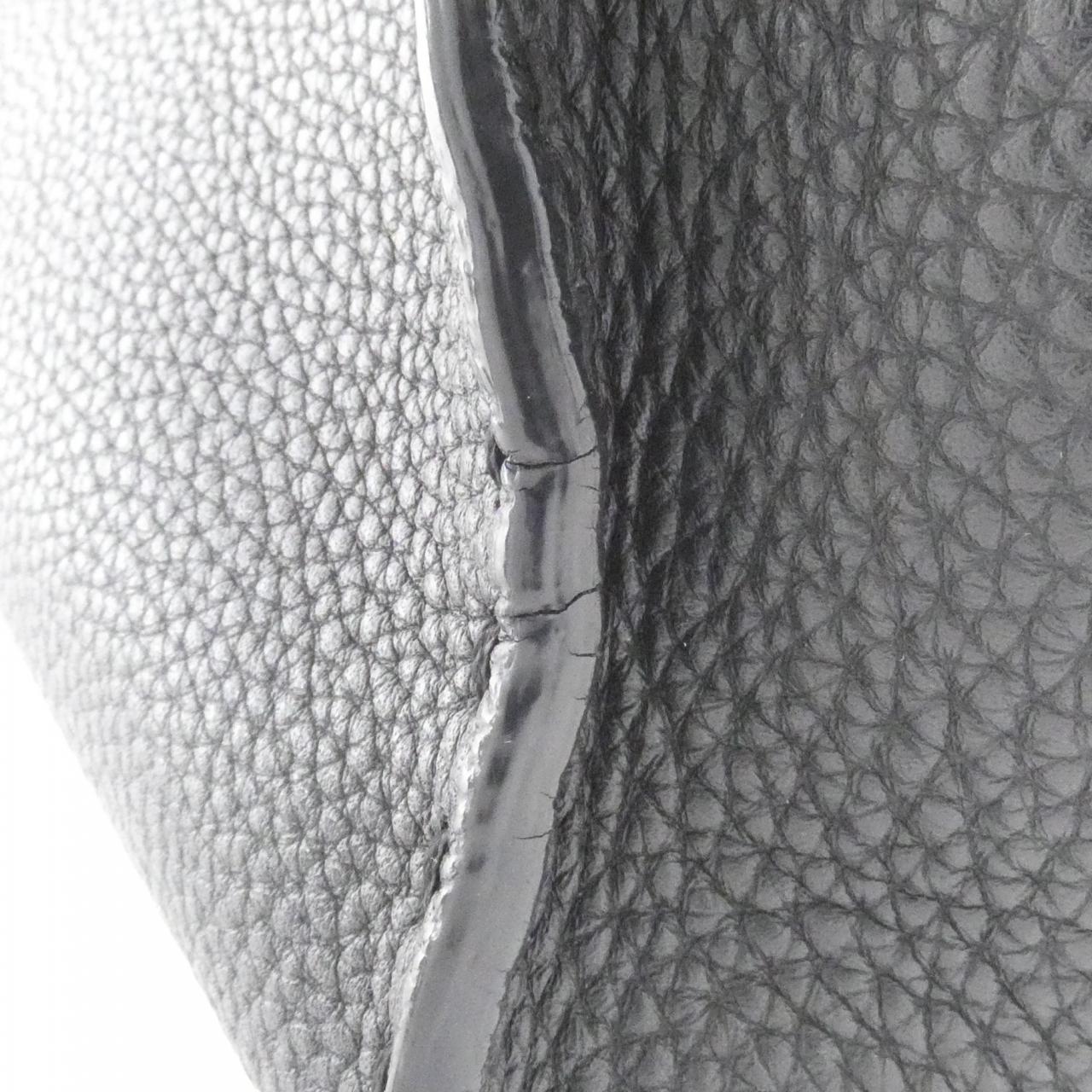 Fendi Peekaboo Handbag - Rovelle Bags