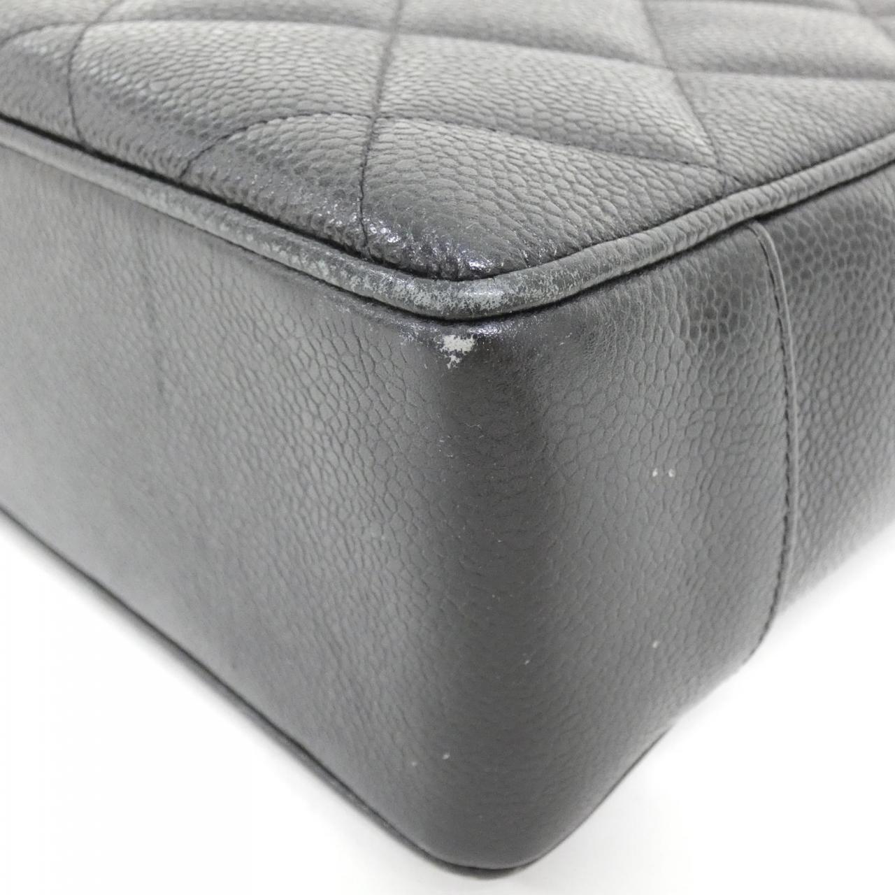 Chanel Caviar Skin Shoulder Bag