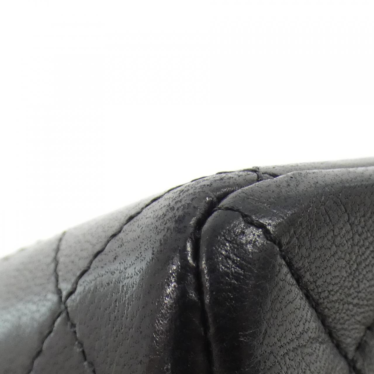 Chanel Lambskin Shoulder Bag - Rovelle Bags