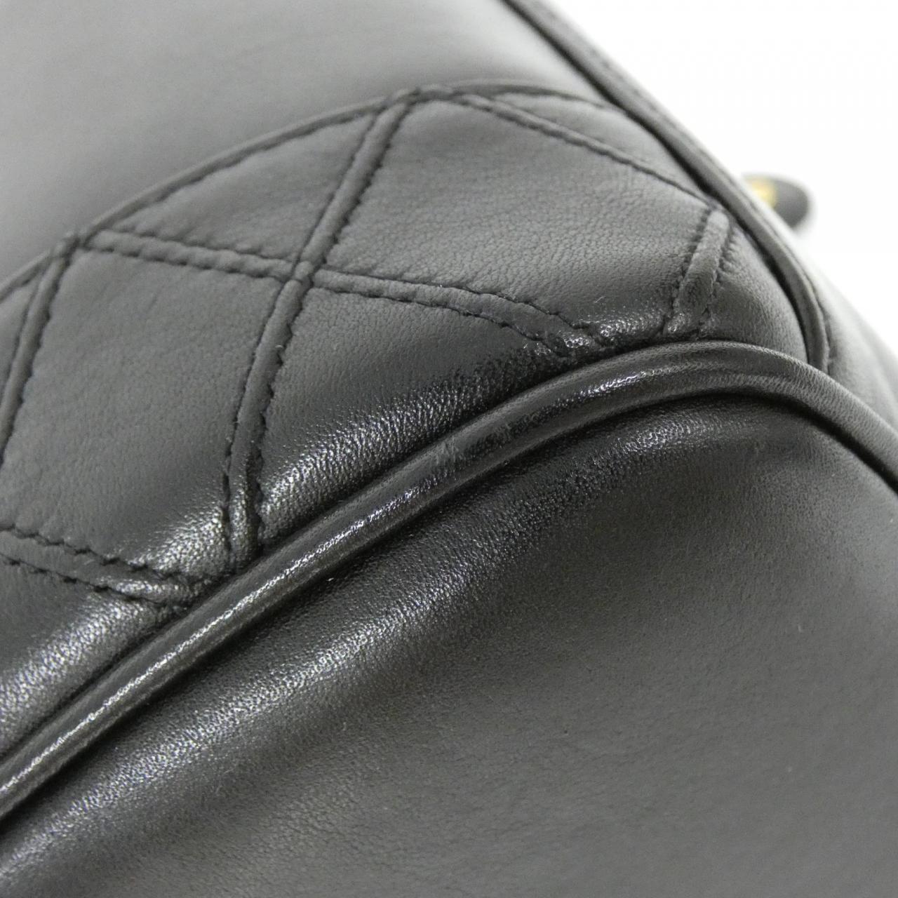 Chanel Lambskin Handbag - Rovelle Bags