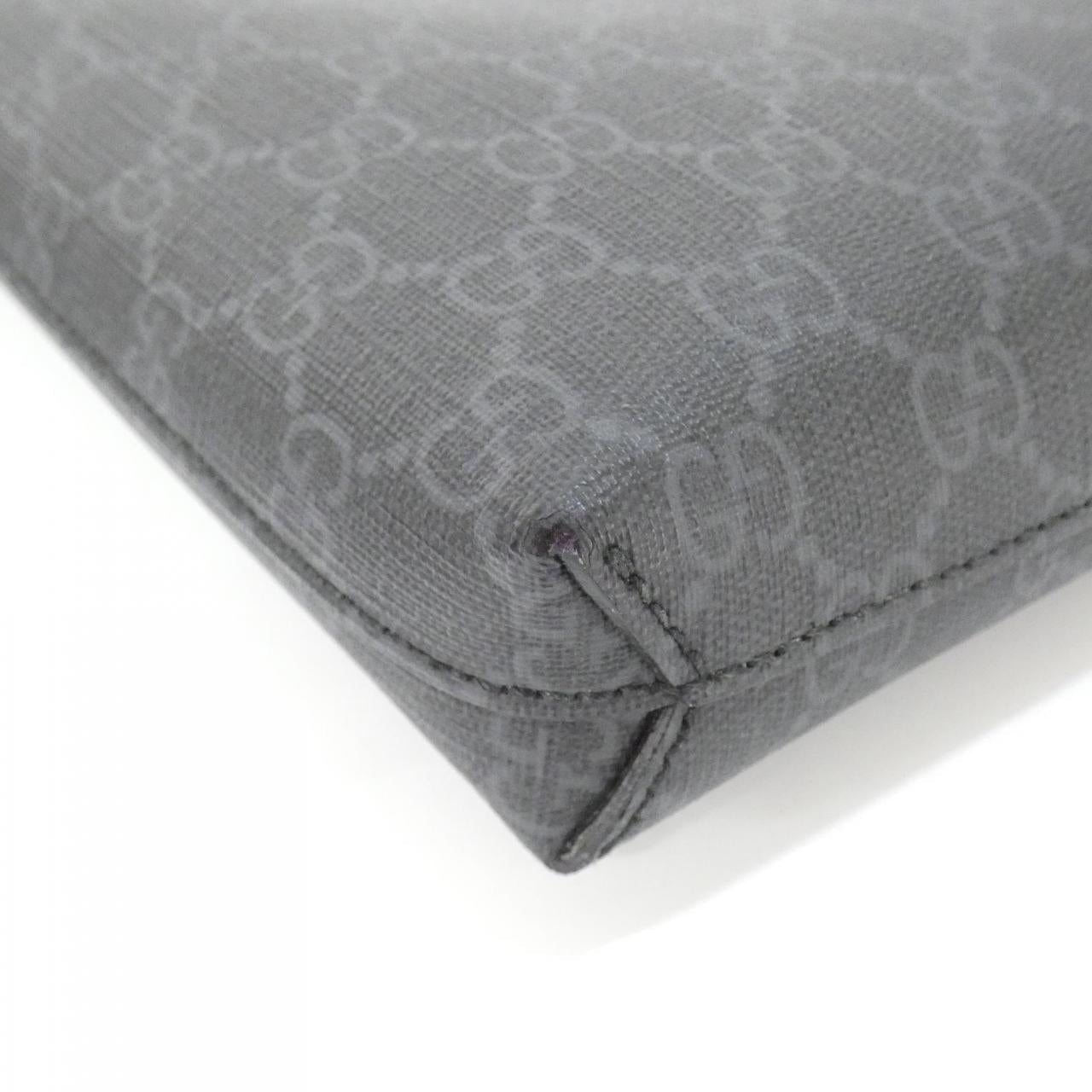Gucci INTERLOCKING G GG Supreme Canvas Shoulder Bag