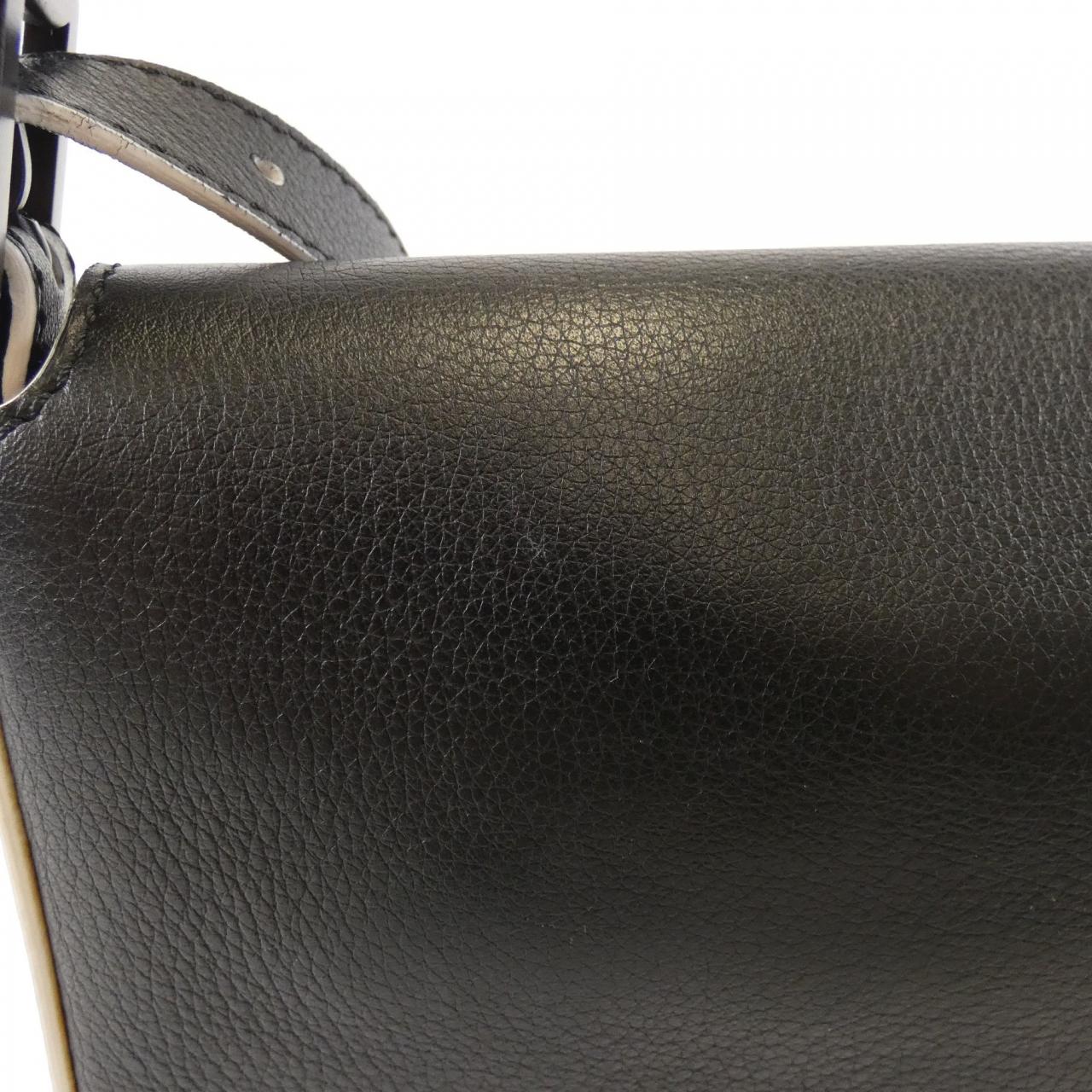 Fendi Baguette Shoulder Bag - Rovelle Bags
