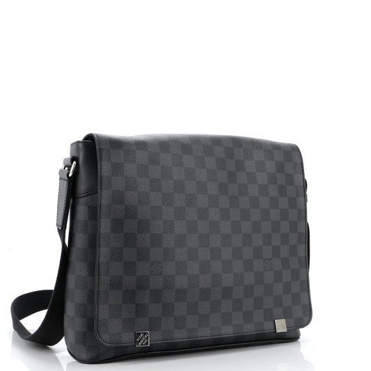 Louis Vuitton District NM Messenger Bag Damier Graphite MM