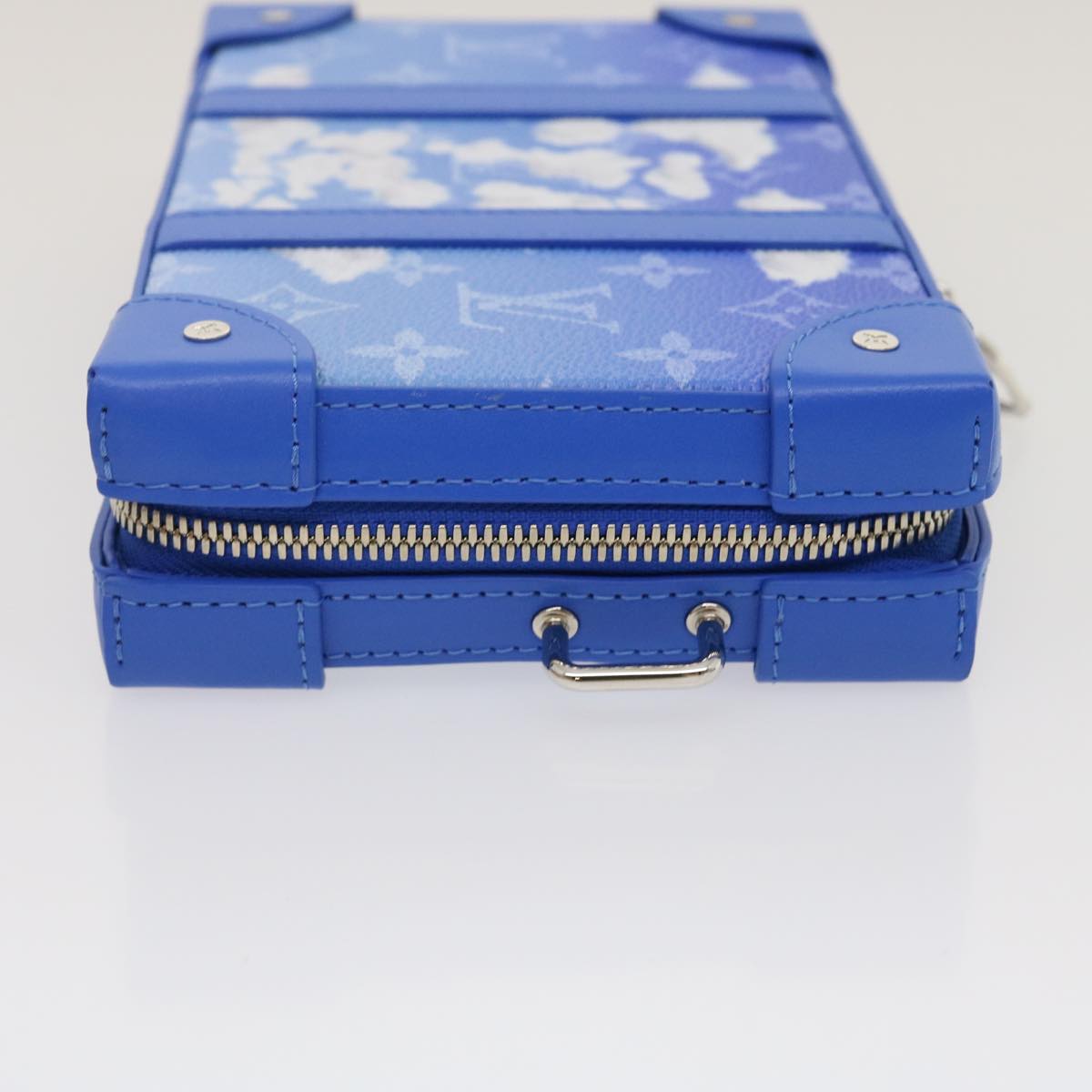 LOUIS VUITTON Monogram Clouds Soft Trunk Wallet Shoulder Bag M45432 Auth 29570A