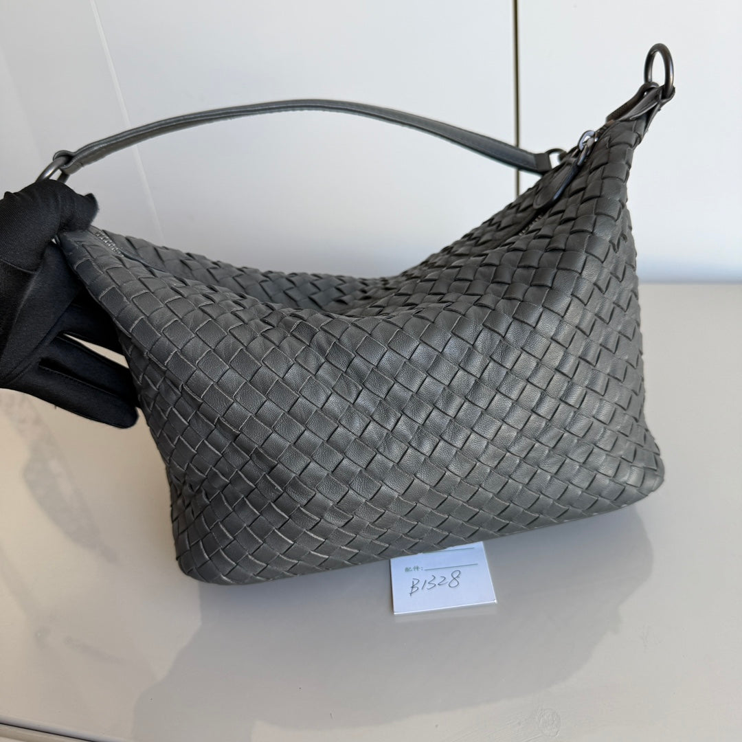 Bottega Veneta Veneta Shoulder Bag - Rovelle Bags