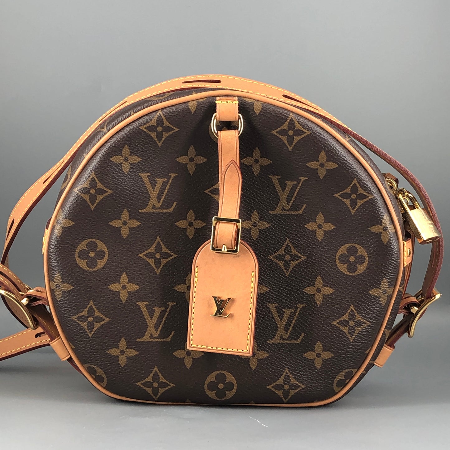 Louis Vuitton Monogram Canvas Boite Chapeau Souple Medium Round Crossbody Bag Brown