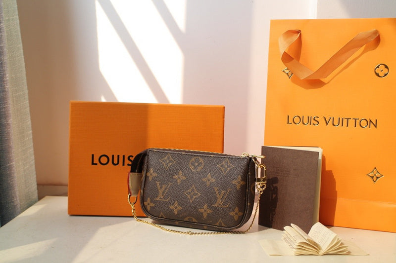 Louis Vuitton Luxury Bags 1823