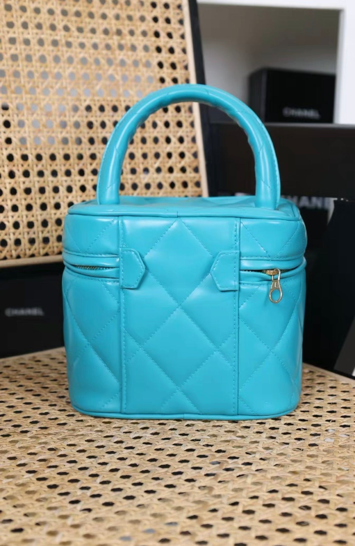 Chanel Chanel 19 Shoulder Bag - Rovelle Bags