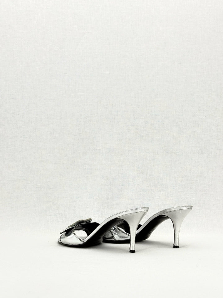 FENDI Metallic Silver Size EU 38.5 Mules