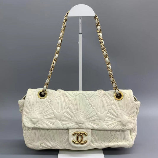 Chanel Paris-Venice Ca DÃ¢ÂÂOro Flap Bag Seashell 3D Embroidered Flap Bag 2009 Large Off White