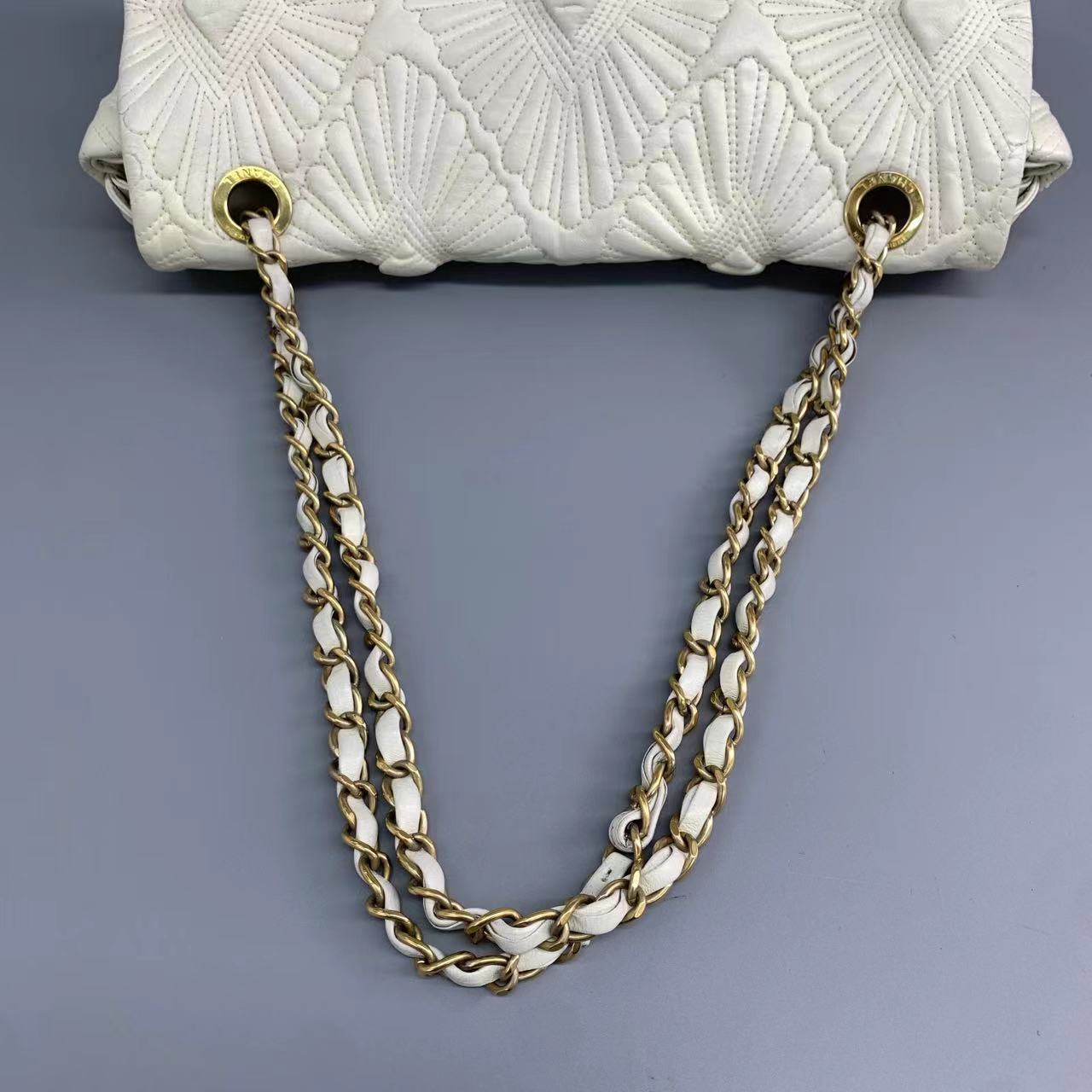 Chanel Paris-Venice Ca DÃ¢ÂÂOro Flap Bag Seashell 3D Embroidered Flap Bag 2009 Large Off White