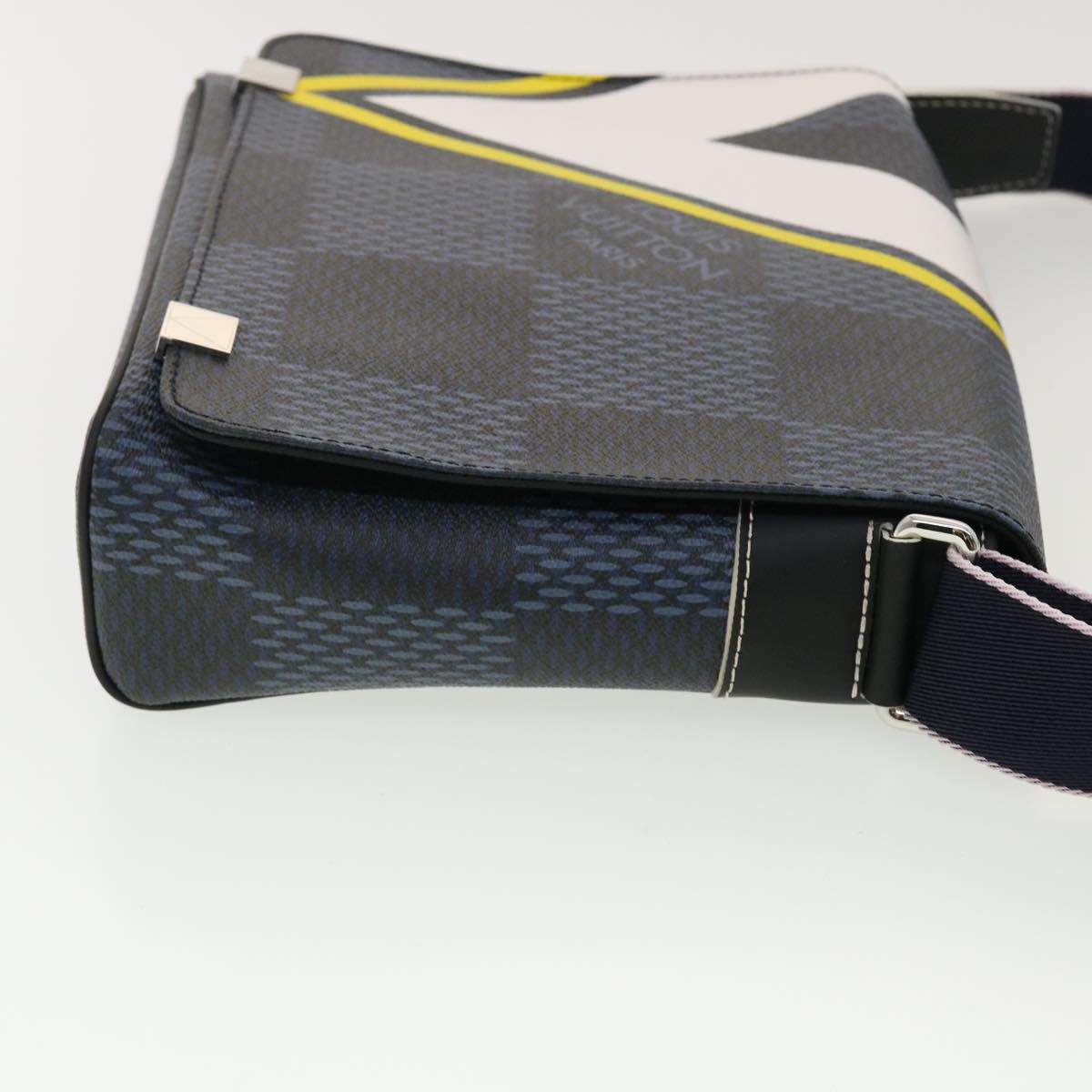 LOUIS VUITTON Damier Cobalt District PM Shoulder Bag N44002 LV 39375