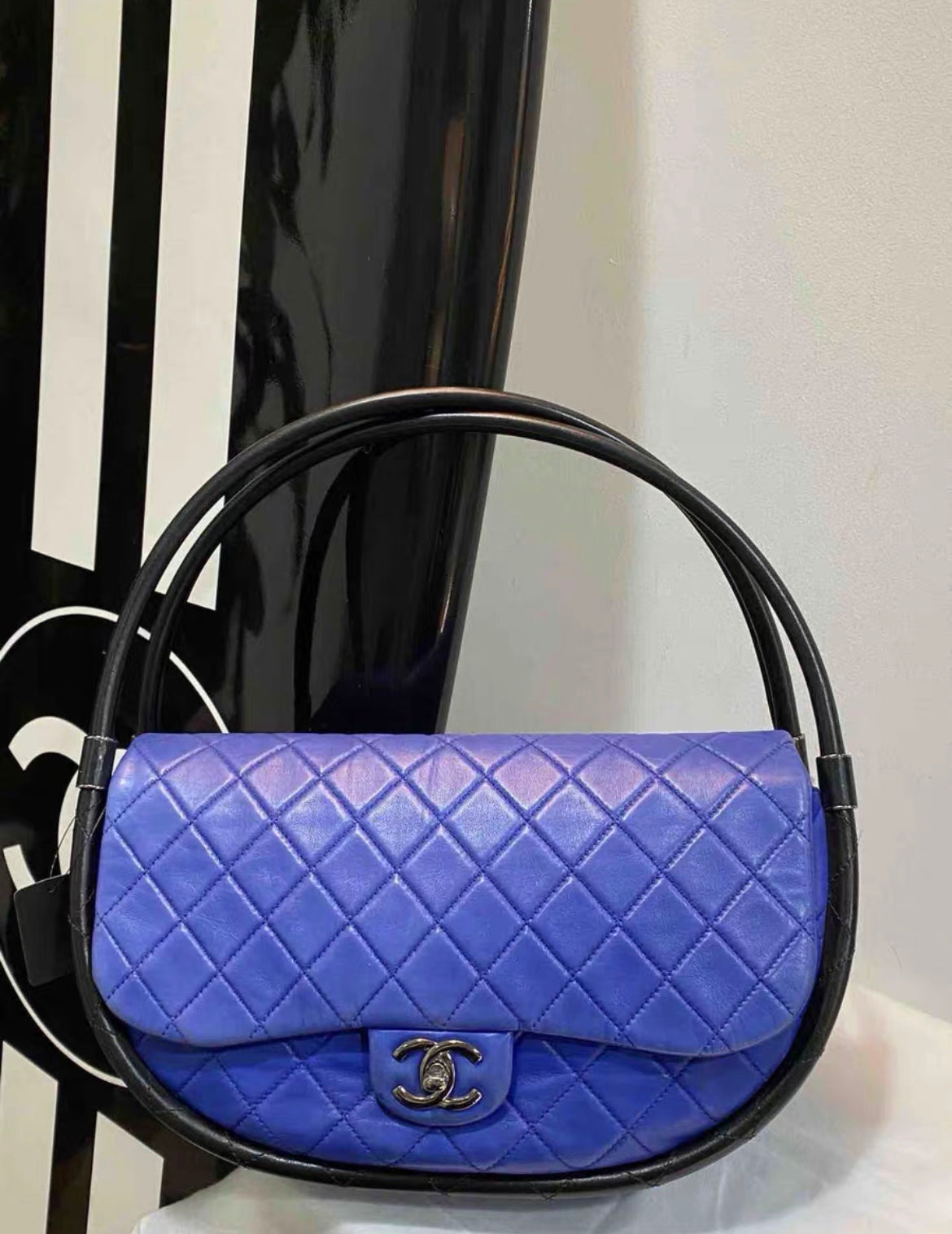 Chanel Handbag - Rovelle Bags
