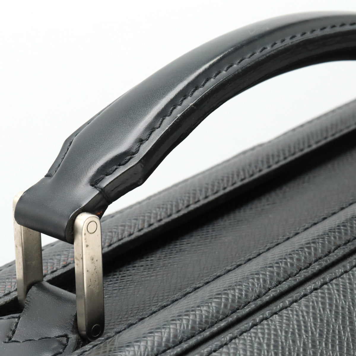 LOUIS VUITTON Louis Vuitton Tiger Ural Paper Bag Business Bag Briefcase Leather Wars Black M30022