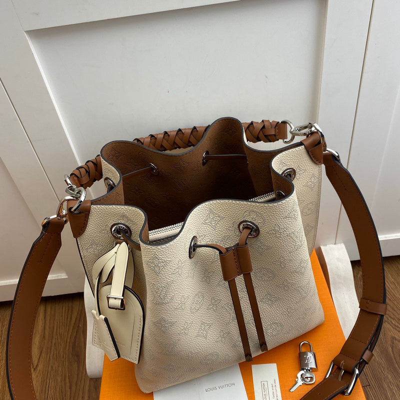 Louis Vuitton Luxury Bags 1835