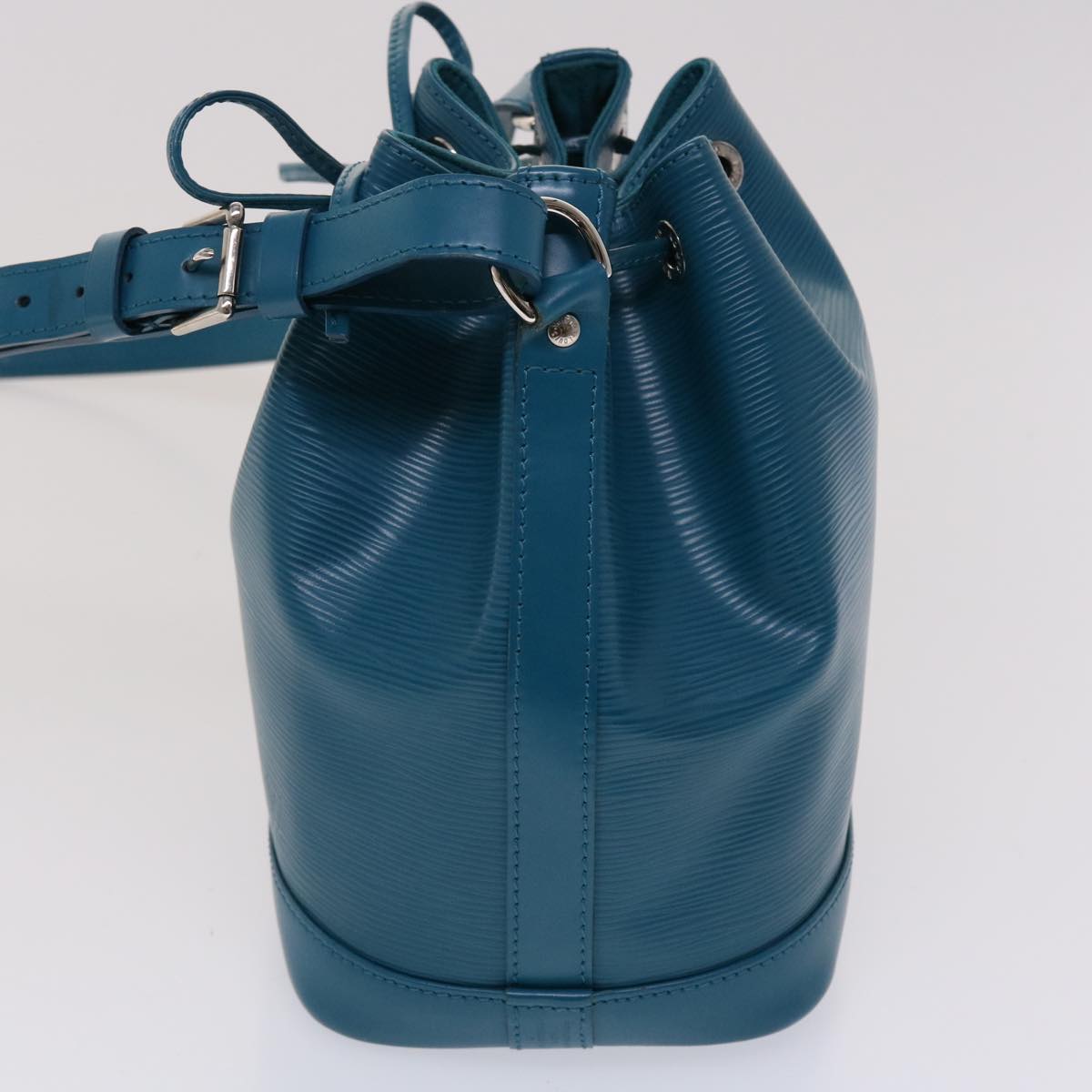 LOUIS VUITTON Epi Noe BB Shoulder Bag Light Blue Cyan M40846 LV 46191