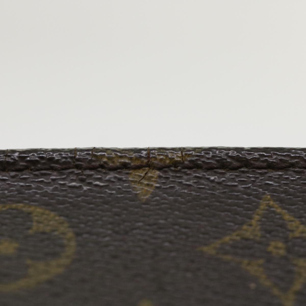 LOUIS VUITTON Monogram Poche Toilette 15 Pouch M47546 LV Auth 46289