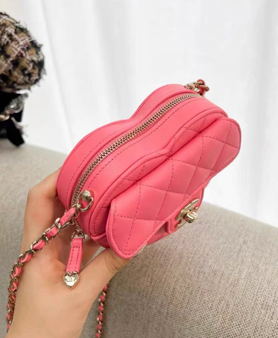 Chanel Chanel 22 Shoulder Bag - Rovelle Bags