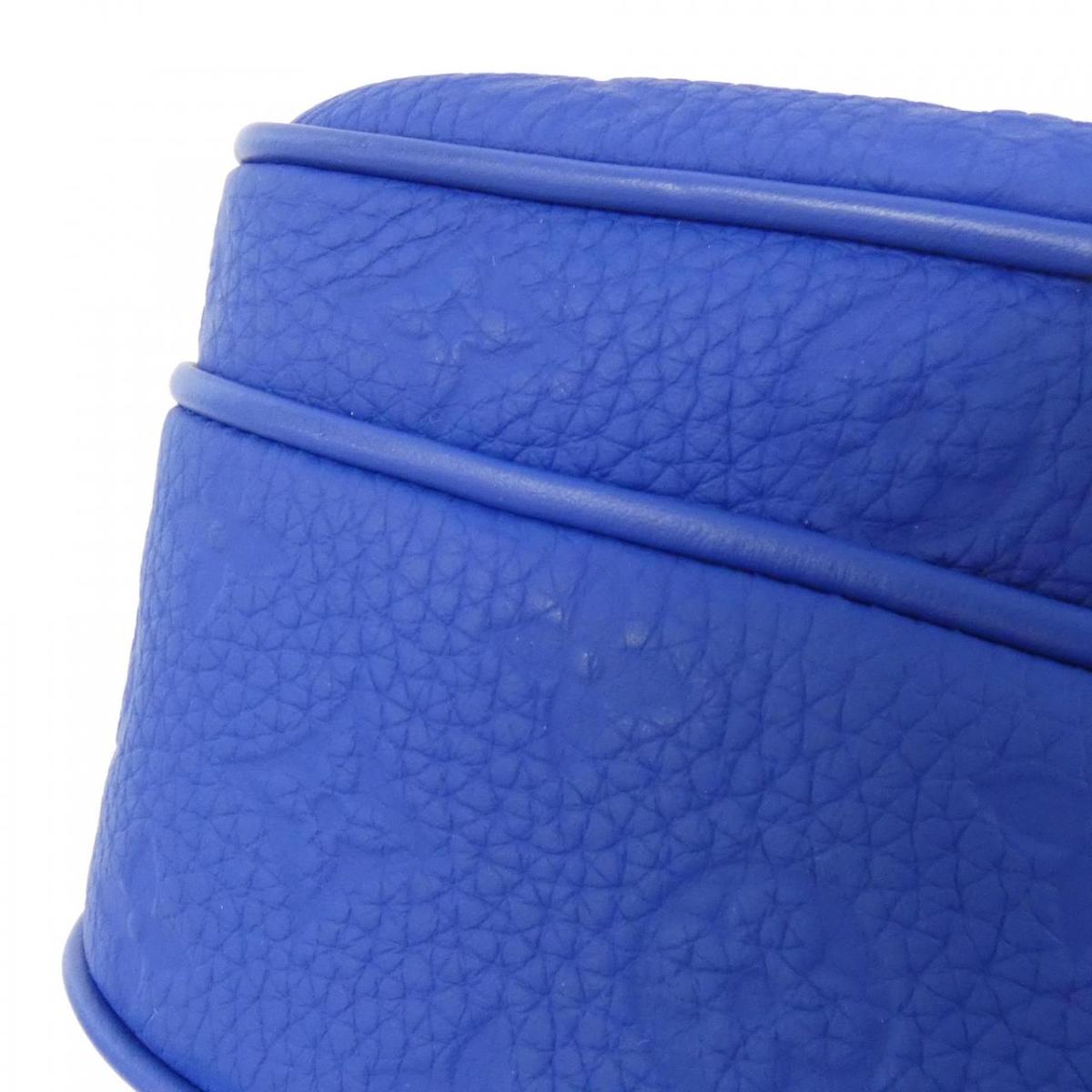 Louis Vuitton Monogram Slock Messenger M58488 Shoulder Bag