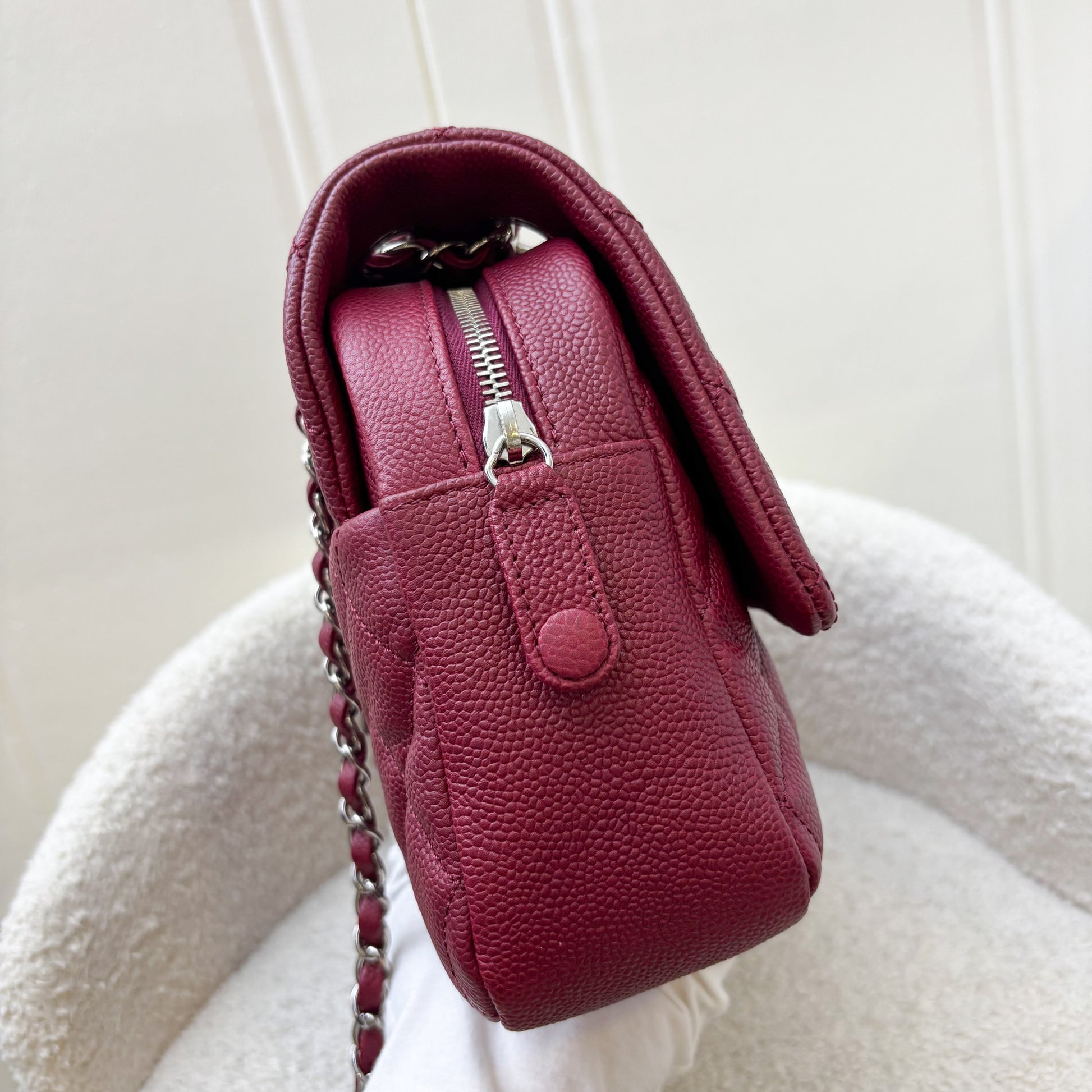 Chanel Easy Caviar Jumbo Flap Flap Bag - Rovelle Bags