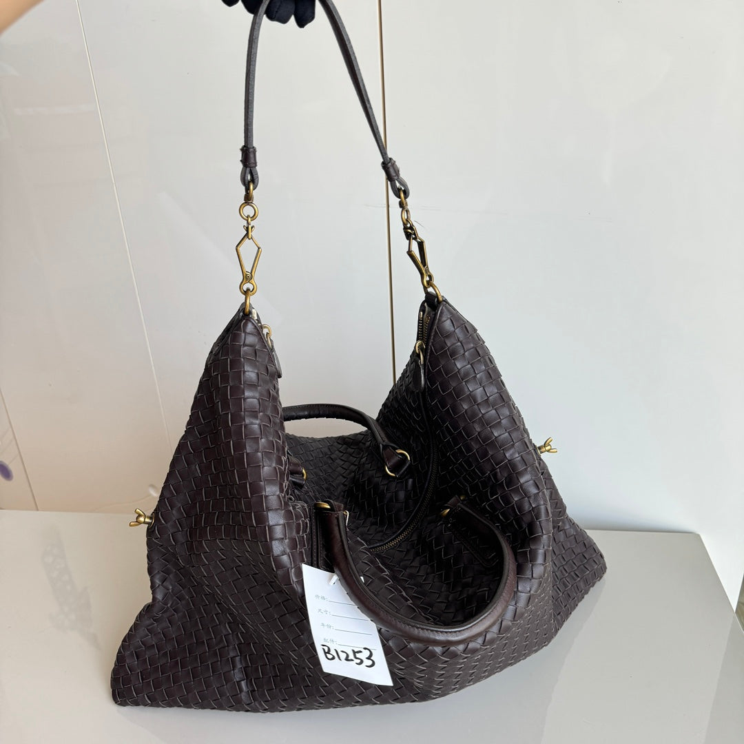 Bottega Veneta Veneta Tote - Rovelle Bags