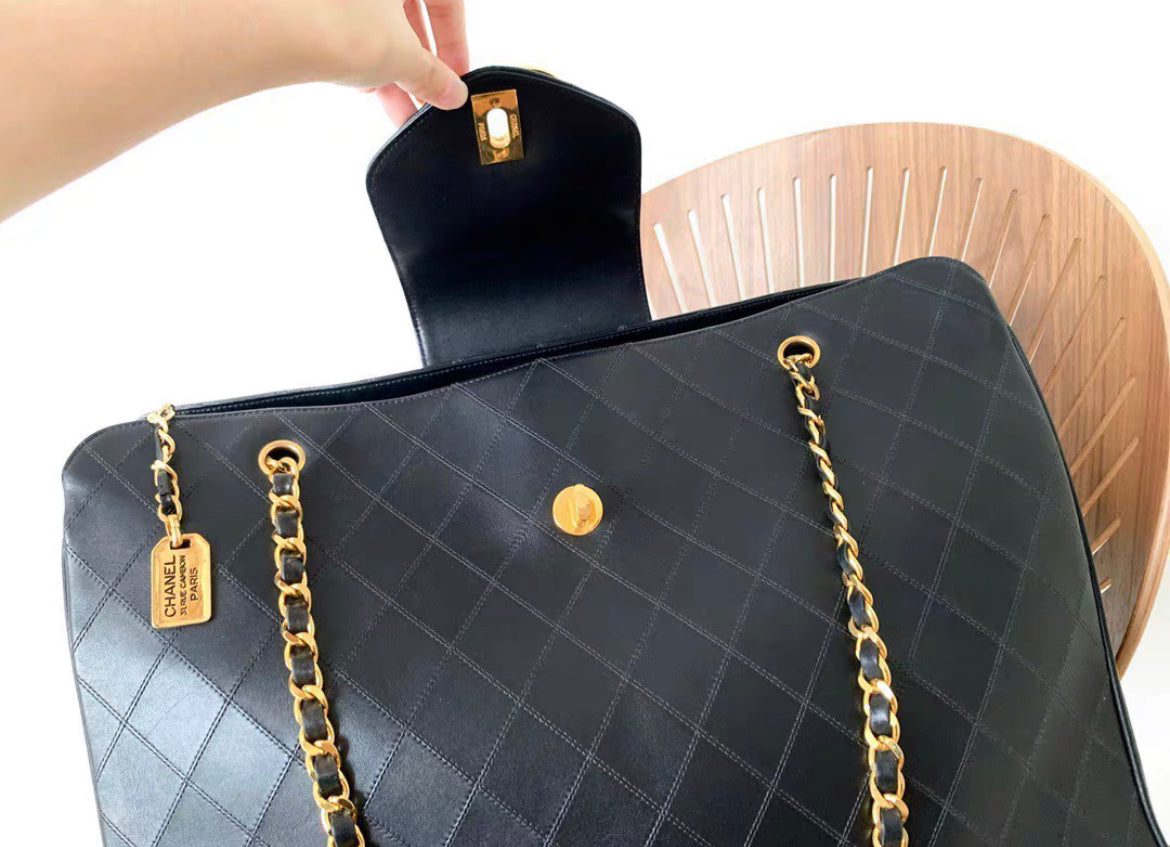 Chanel Handbag - Rovelle Bags