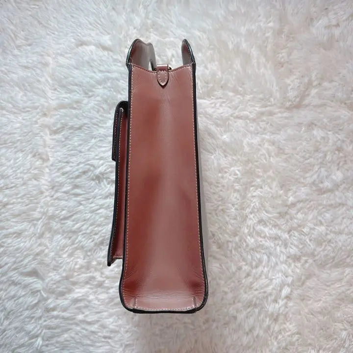 Burberry Pocket Tote - Rovelle Bags