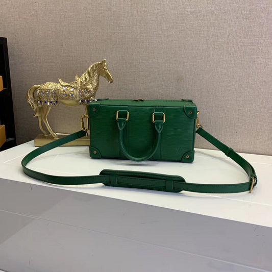 Louis Vuitton Luxury Bags 1941
