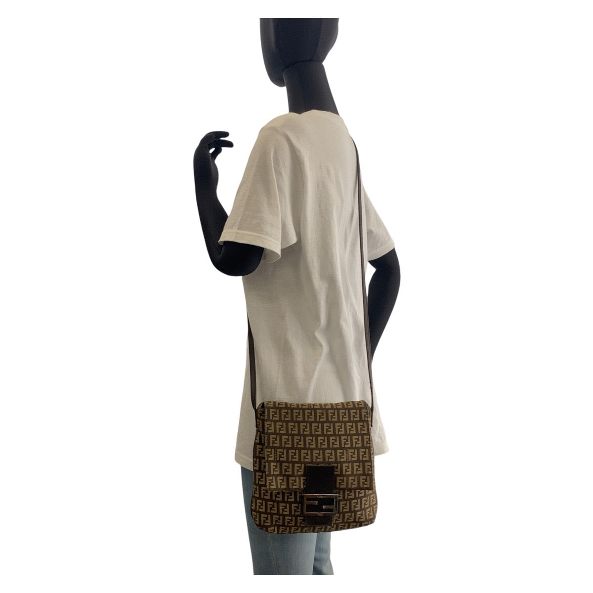 FENDI Shoulder Bag canvas Brown Silver Metal Shoulder Bag pochette Zucchino Kamsepochet Women
