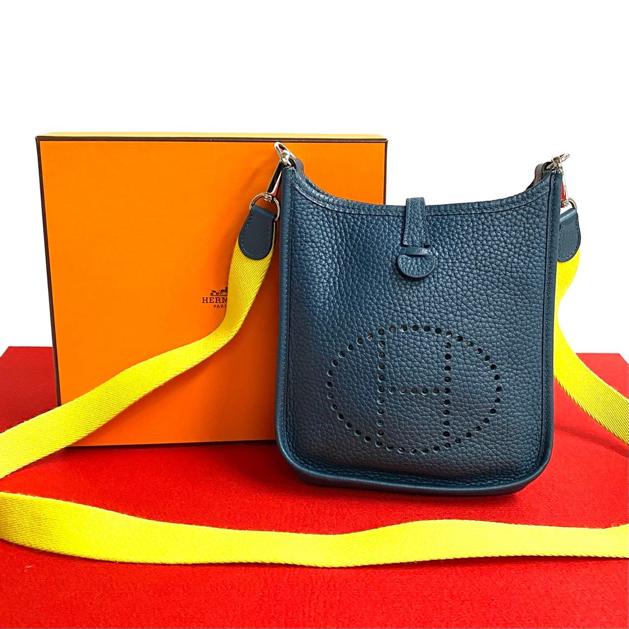 Hermès Shoulder Bag - Rovelle Bags