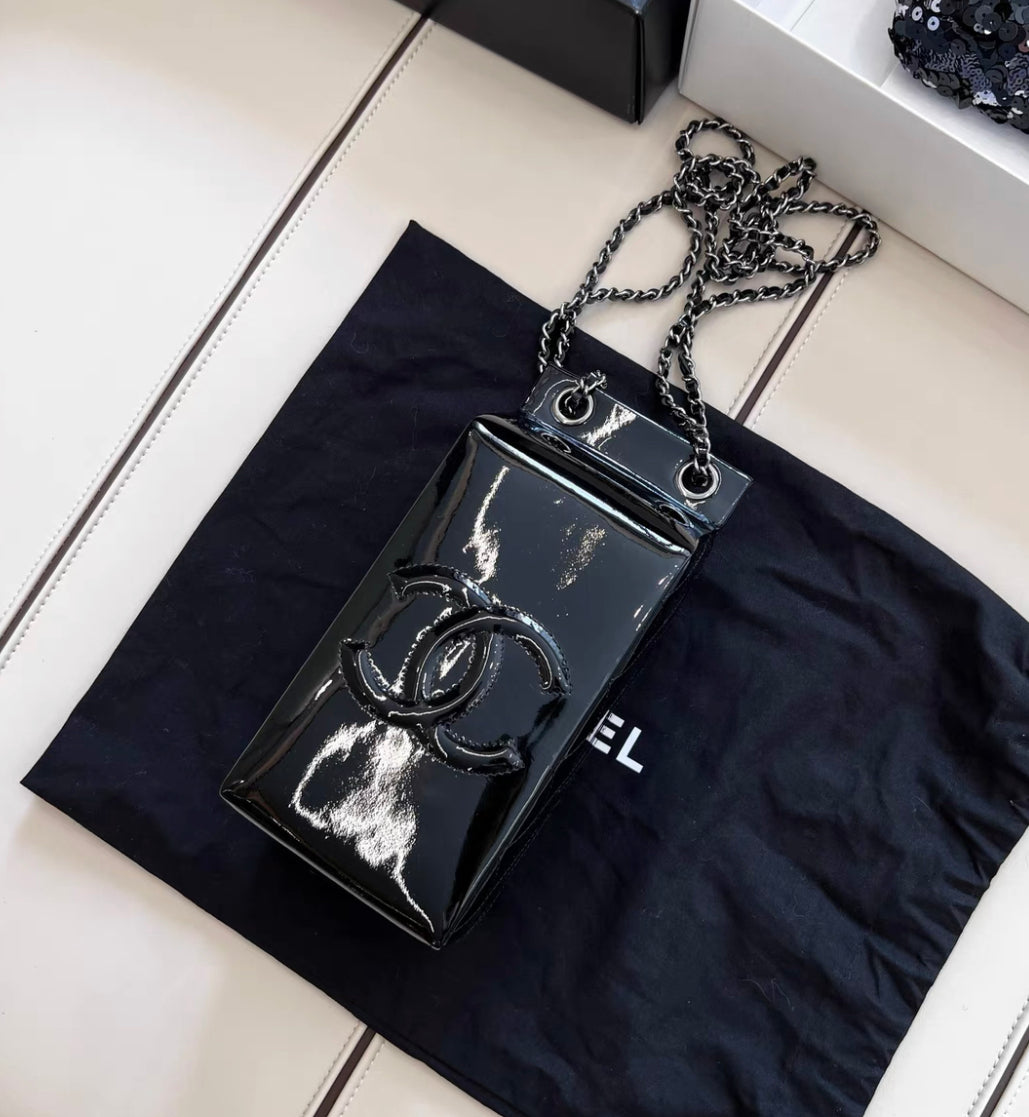 Chanel Handbag - Rovelle Bags