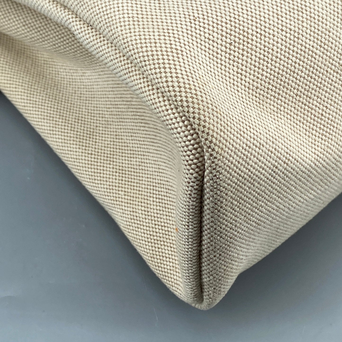 Hermes 2001 Herbag 31 Beige Canvas & Natural Caramel Cowhide Shoulder Bag