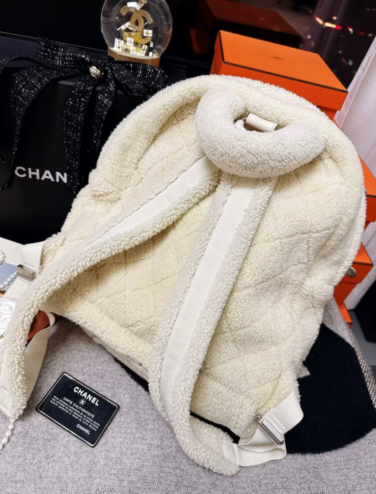 Chanel Chanel 19 Shoulder Bag - Rovelle Bags