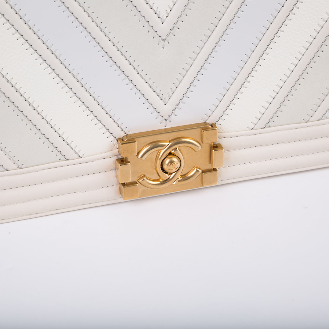 Chanel Boy Bag Shoulder Bag - Rovelle Bags