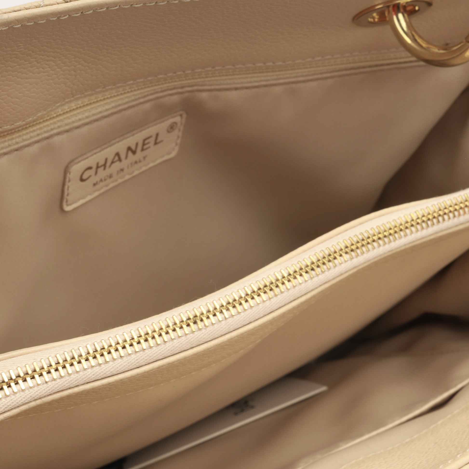 Chanel Shopping Tote Tote - Rovelle Bags