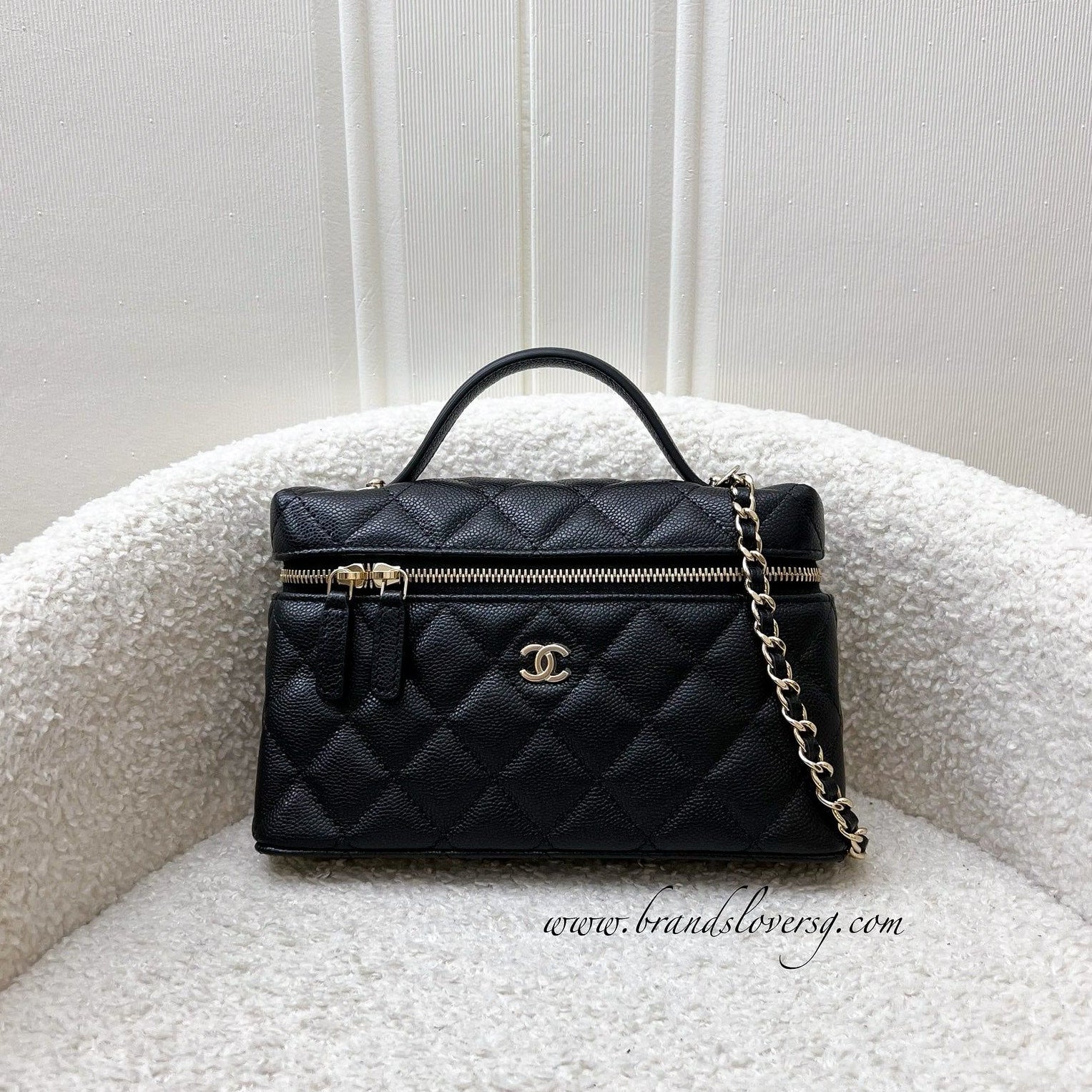 Chanel 25C Vanity / Clutch with Vanity Bag - Rovelle Bags