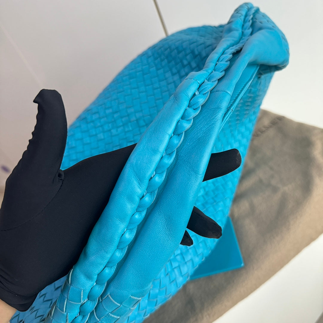 Bottega Veneta Veneta Shoulder Bag - Rovelle Bags