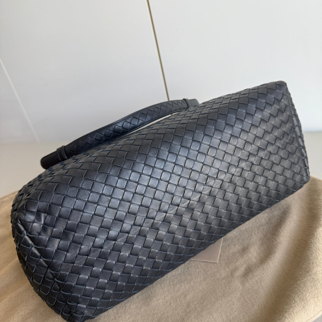 Bottega Veneta Veneta Shoulder Bag - Rovelle Bags